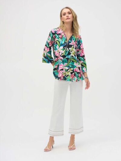Fit & Flare V-neck Casual Top