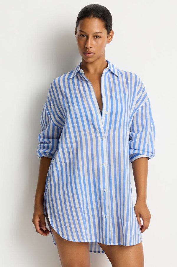 S52-SL9156VY-CRUISE-SHIRT-CHAMBRAY-25776-Bond-Eye-Sealevel-Day-1-3439-copy