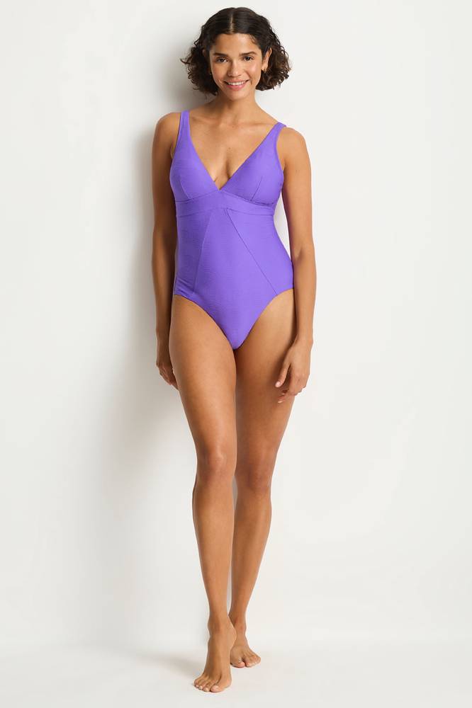 S84-SL1083ZN-SCOOP-BACK-PANEL-LINE-ONE-PIECE-LILAC-25776-Bond-Eye-Sealevel-Day-2-3549